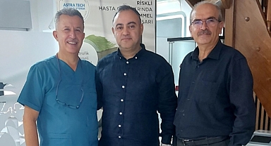 Doç. Dr. Bülent Karslıoğlu, E. Albay Zekeriya Duygu'yu Ziyaret Etti