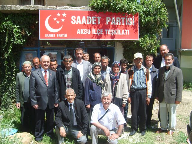 Saadet Partisi Kongrelere Başladı