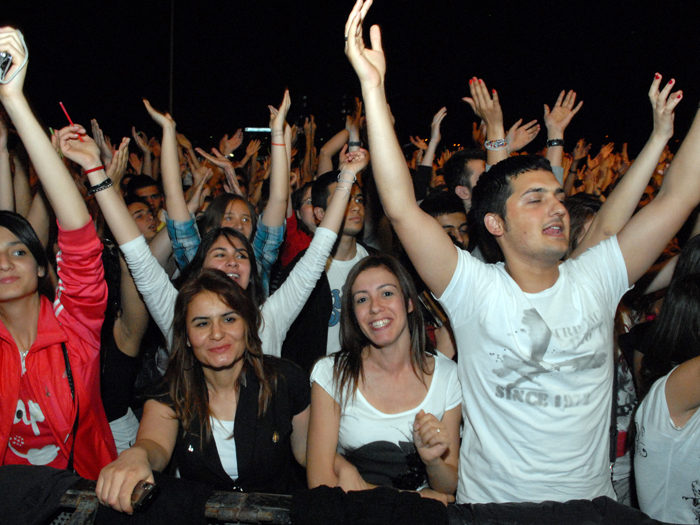 Bahar şenliğinde Nil Rüzgarı