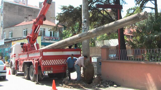 Beton Direkler Kalkıyor