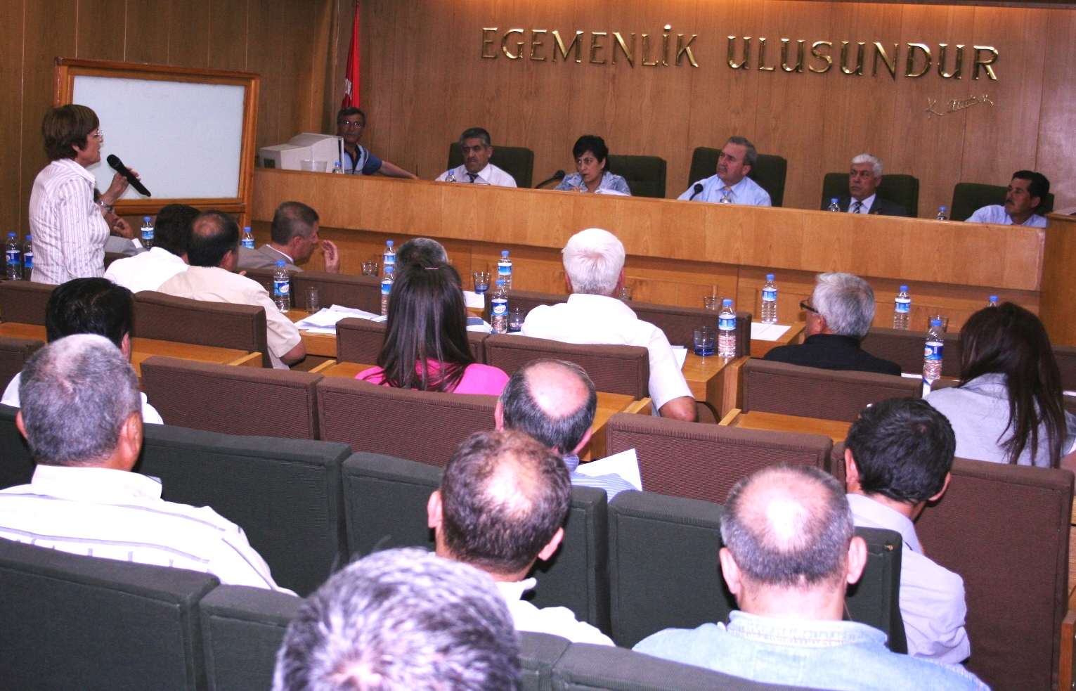 Edremit’te ‘naylon Poşet’e Yasak Geldi