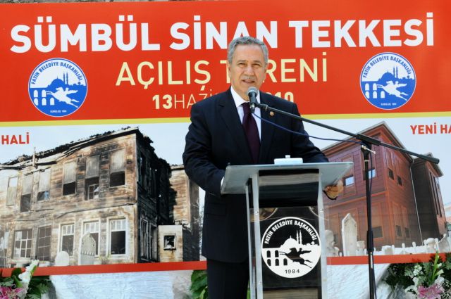 Bakan Arınç Tekke Açtı