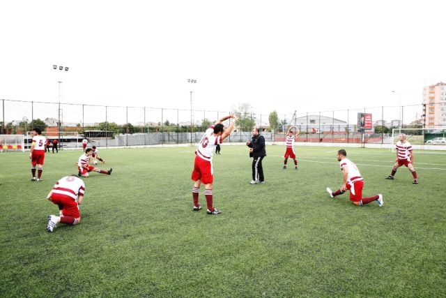 Kartal Belediyesi İşitme Engelliler Futbol Takımı Rakip Tanımıyor