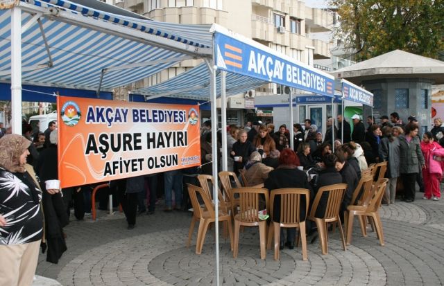 Akçay Belediyesi’nden Aşure Hayırı