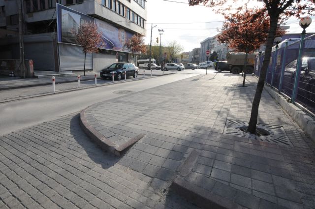 Kaldırımlar Engelliler İçin Düzenleniyor