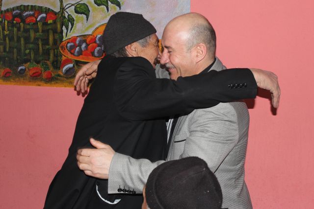 Mehmet şafi Erim Yaşlılar Haftasında Huzur Evlerini Ziyaret Etti