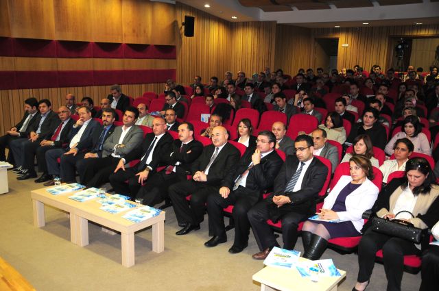 üniversite Mezunlarının Yüzde Otuz'u Cv Doldurmayı Bilmiyor!