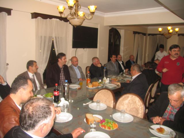 Mhp'den Yemekli Toplantı Ve Birlik Beraberlik Mesajı
