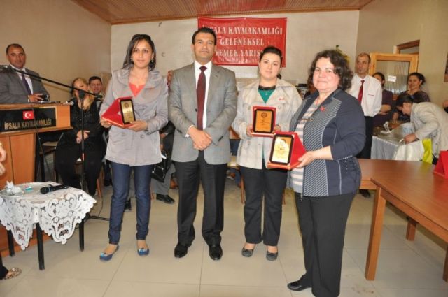 İpsalada Yöresel Yemek Yarışması Yapıldı
