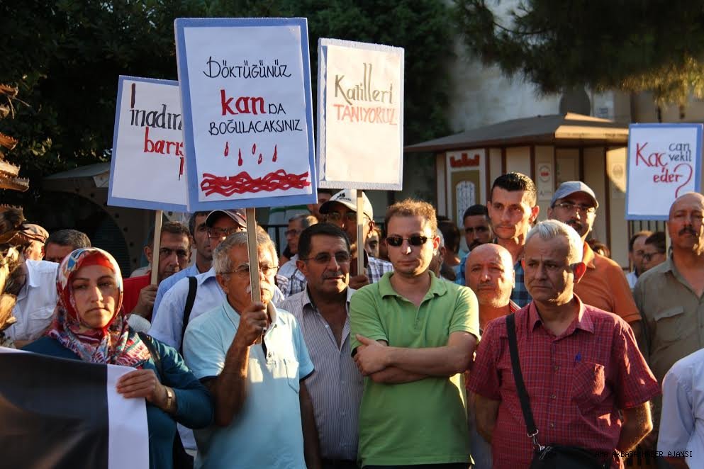 Akhisar da Suruç Katliamını lanetlemek için sokaklara döküldü