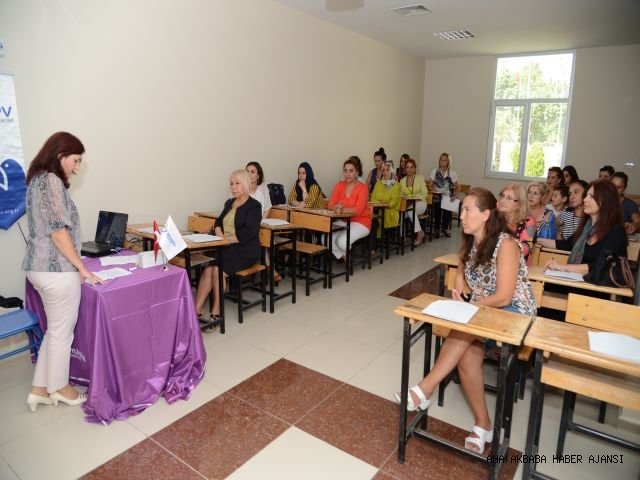 BEYLİKDÜZÜN’DE KADINLAR SAĞLIĞIN TEMELLERİNİ ÖĞRENDİ