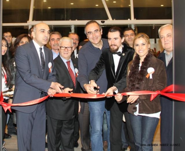 Çanakkale Objeleri Sergisi Pazar Akşamına Kadar Leyla Gencer’de