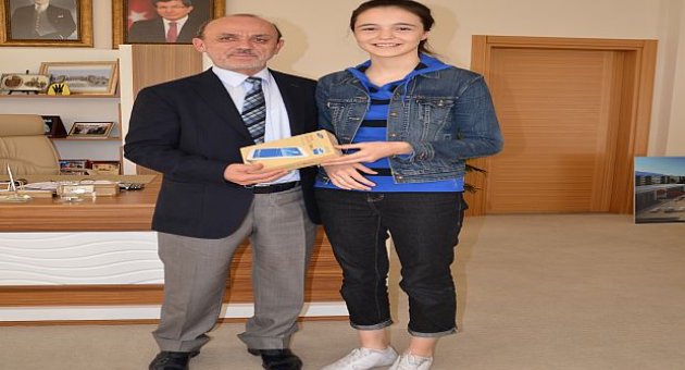 Cavit Öztürk’ten Başarıya Ödül