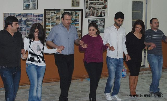 Erdal Erbaş Yönetimindeki Öz Harman folklor ekibi provalarında hız kesmiyor