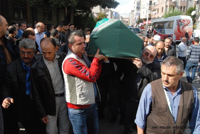 Haci Mehmet Kıraç Omuzlarda Son Yolculuğuna Uğurlandı