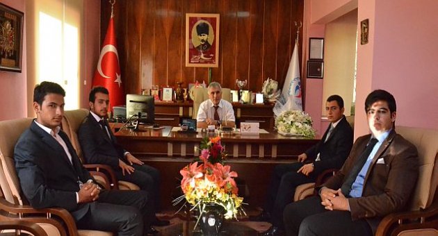 Hadi: “Gençleri Spora Yönlendirmek İçin Kent Konseyi Öğrenci Meclisi Yöneticileriyle Projeler Üreteceğiz”