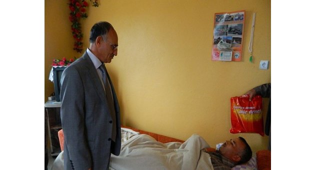 Hassa’da Kurum Amirlerinden Şefkat Eli