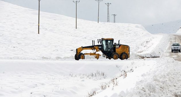 Malatya'da Kar Yağışı, İlçe Ve Kırsal Mahallelerde Etkili Oldu