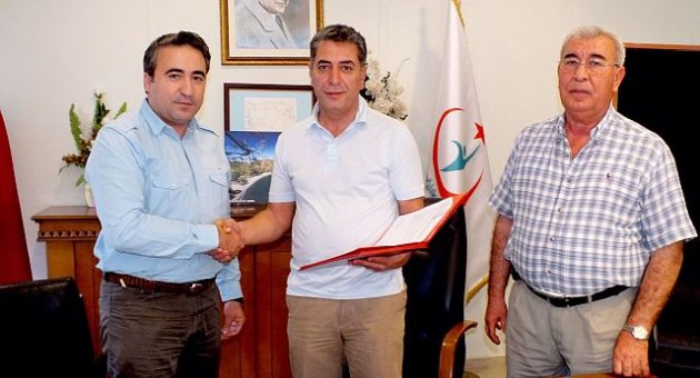 Özgür Kurga, Babaannesi Şefika Kurga’nın Vasiyetini Yerine Getirdi