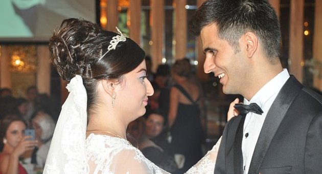Remzi Başkaya Oğlu Halil İbrahim Başkaya'yı evlendirdi.