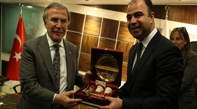 ŞAHİN, BÜYÜKŞEHİR'İN ÇALIŞMALARINDAN MEMNUN KALDI