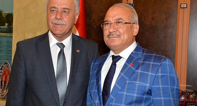 Türk Dünyası Gazetecilerinden Başkan Kocamaz’a Ziyaret