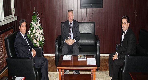 Vali Yardımcısı Abdulkadir Duran İl Milli Eğitim Müdürü Ali Tatlı’yı Makamında Ziyaret Etti.