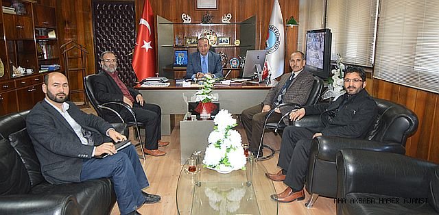 Veysel Akkoç Ve Yönetimi Başkan Alemdar Öztürk’ü Makamında Ziyaret Etti