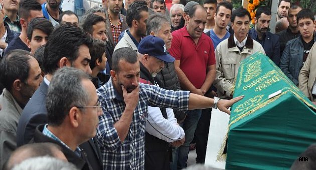 Yılmaz Dinkçi son yolculuğuna göz yaşı ve dualarla uğurlandı